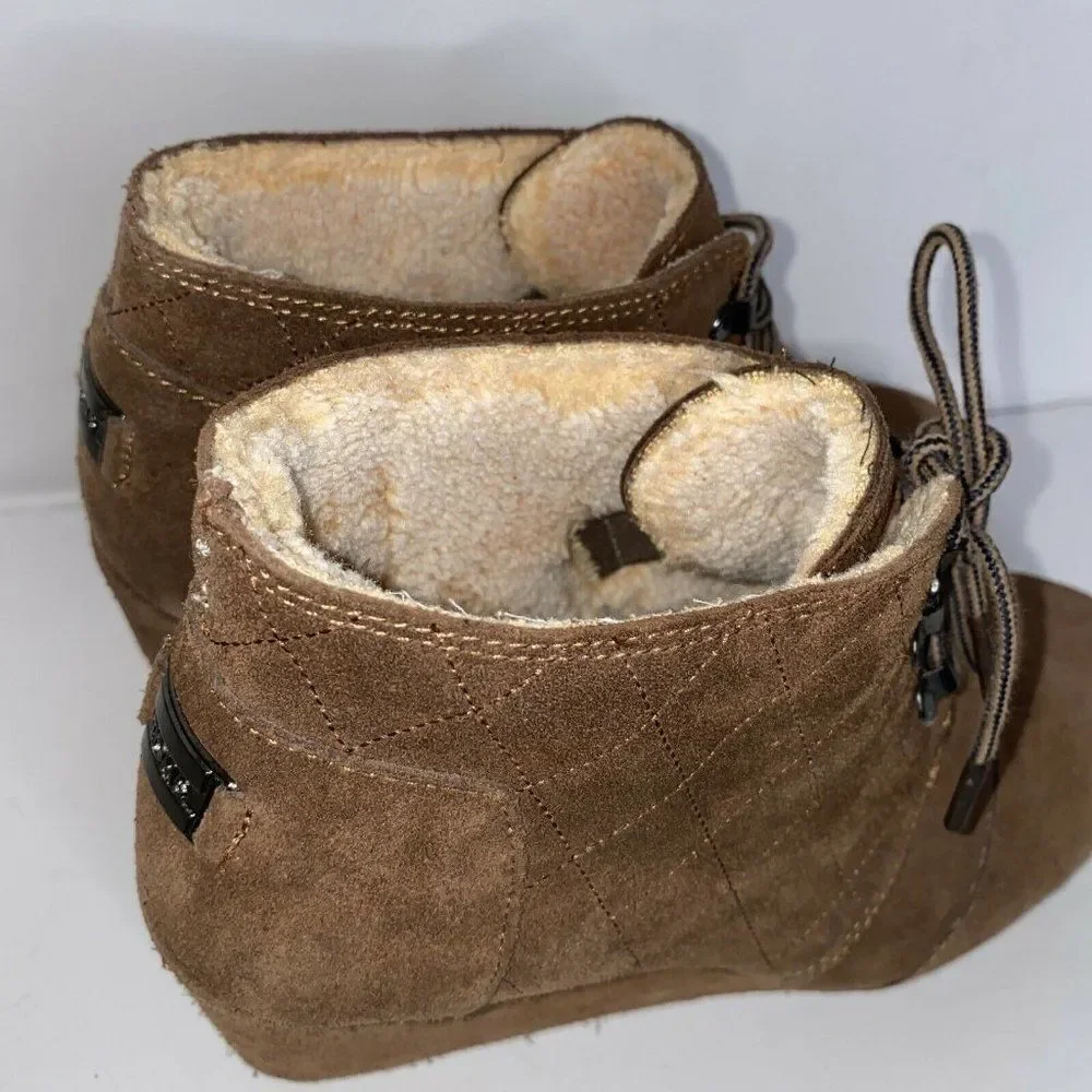 TOMS Exclusive Metal Label Brown Suede Quilt 10